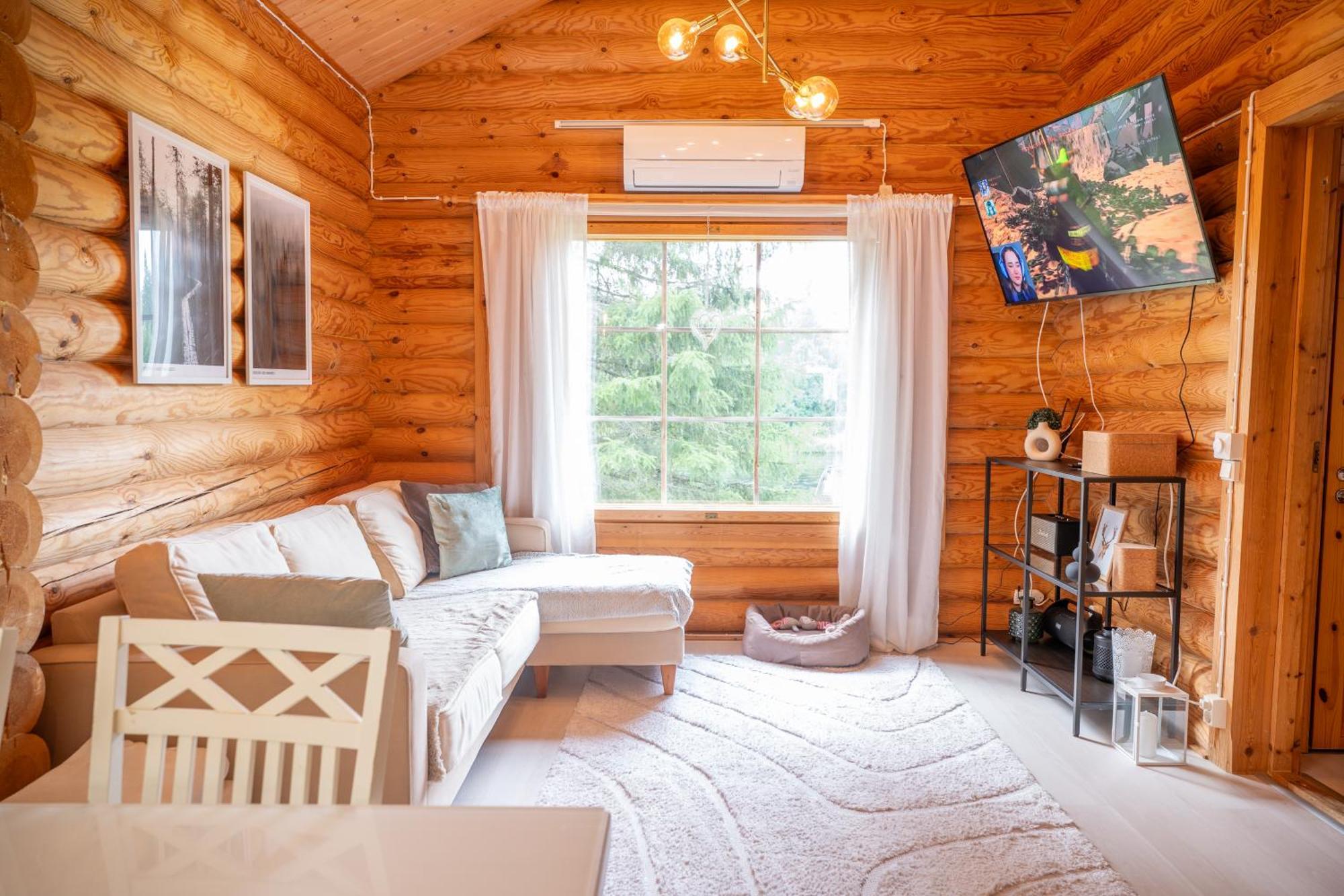 Lapin Villa Hiisi Joen Rannalla Ranua Buitenkant foto