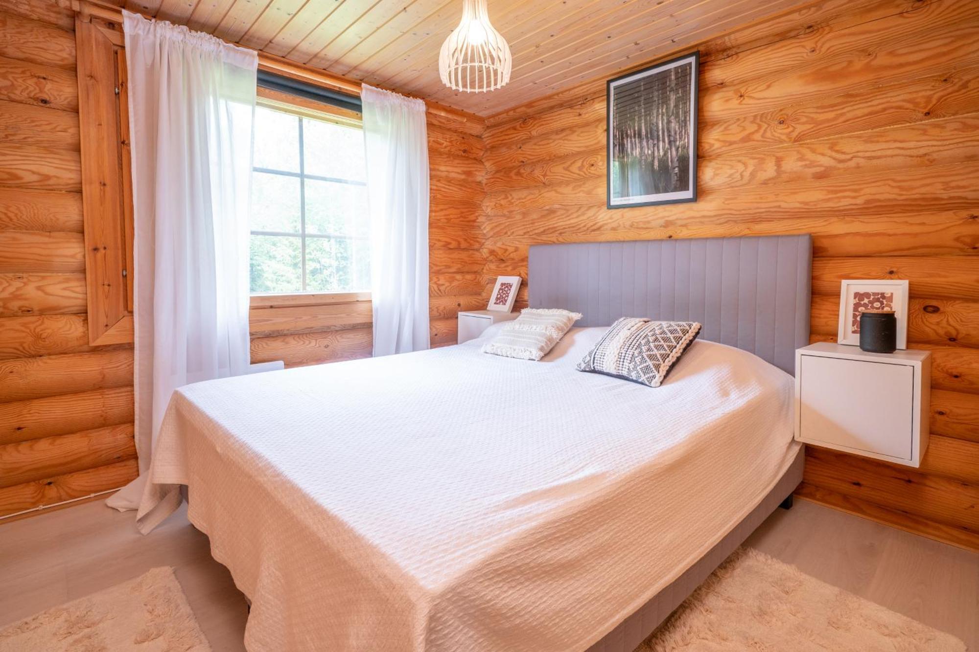 Lapin Villa Hiisi Joen Rannalla Ranua Buitenkant foto