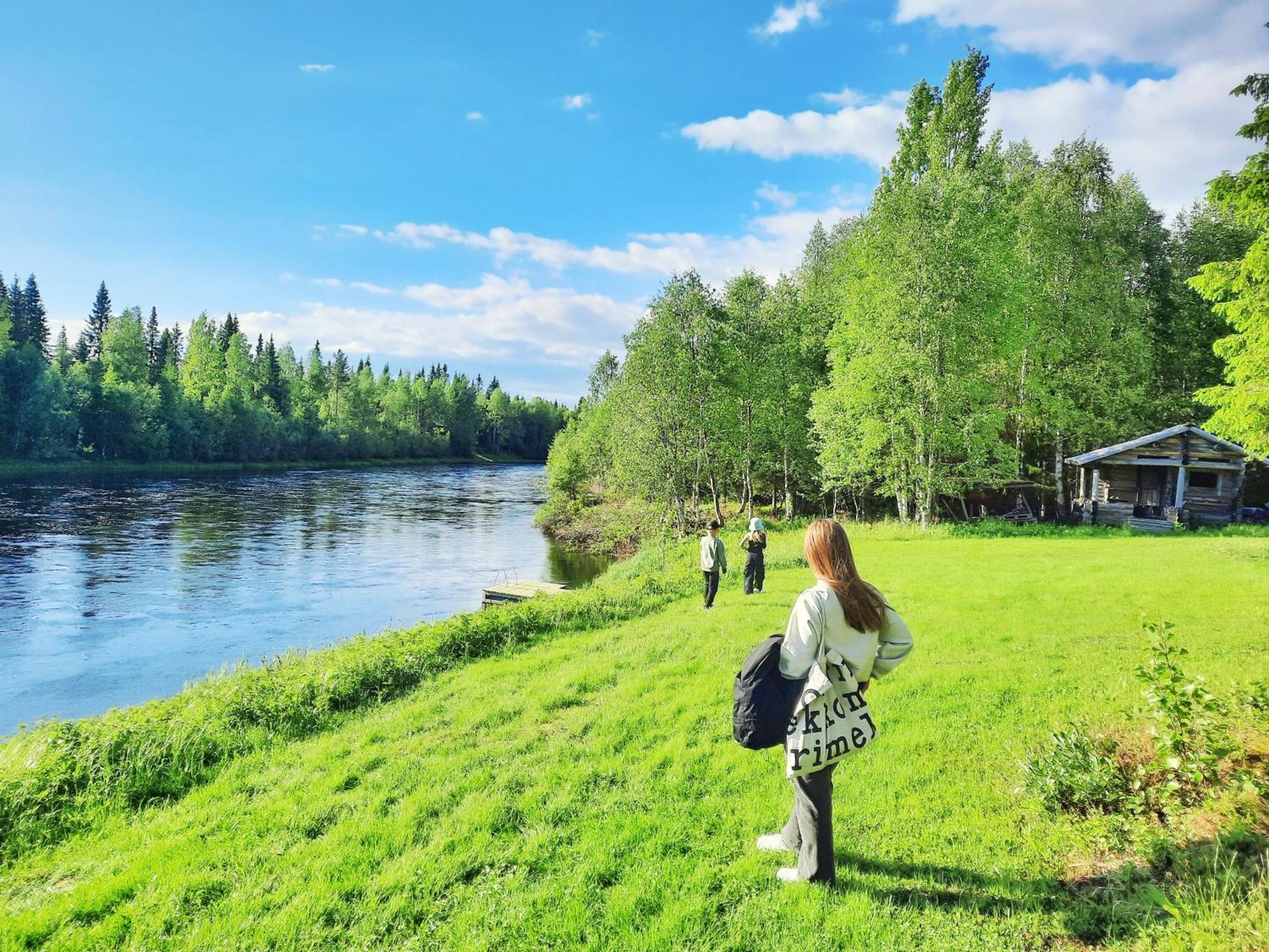 Lapin Villa Hiisi Joen Rannalla Ranua Buitenkant foto