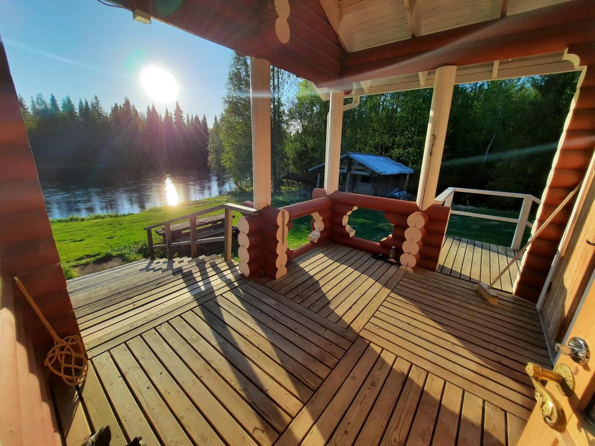 Lapin Villa Hiisi Joen Rannalla Ranua Buitenkant foto