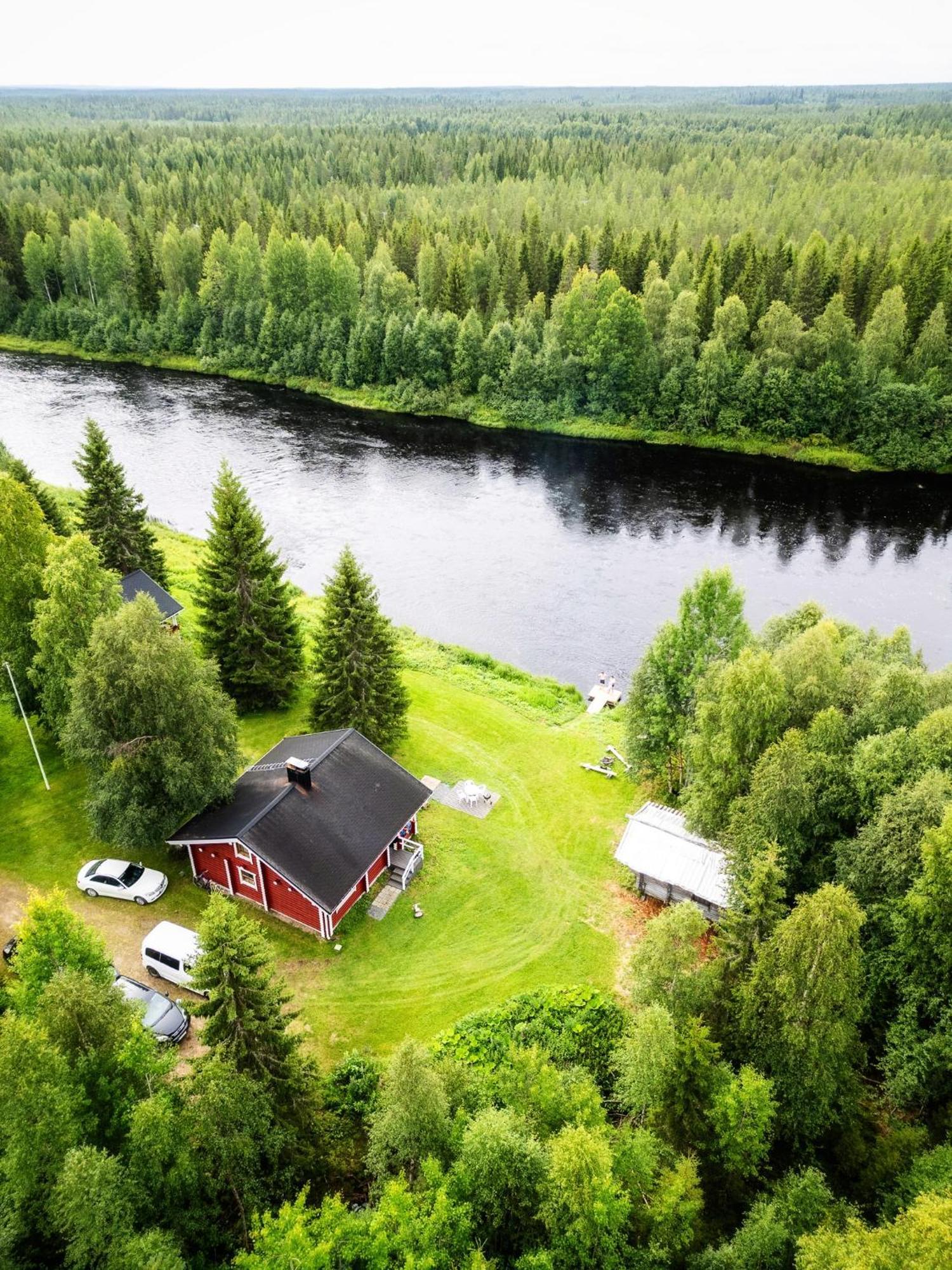 Lapin Villa Hiisi Joen Rannalla Ranua Buitenkant foto